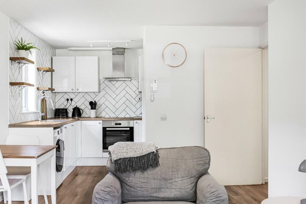 Property photo 3 of 15 3