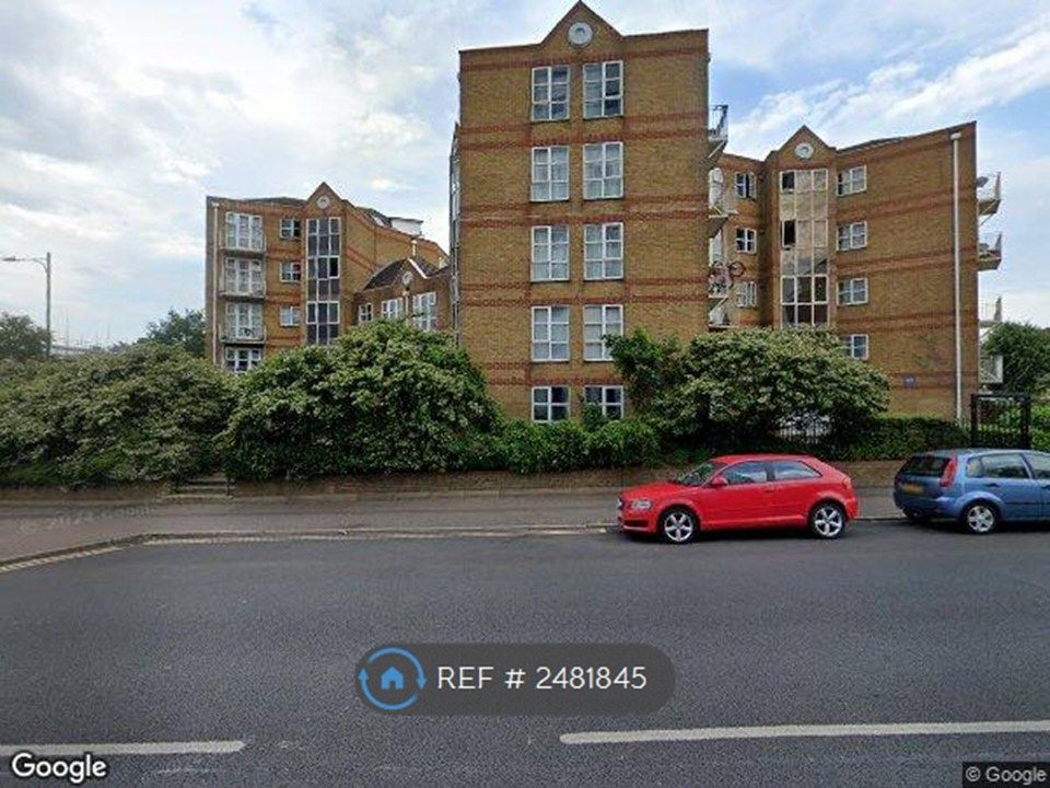 Property photo 1 of 11