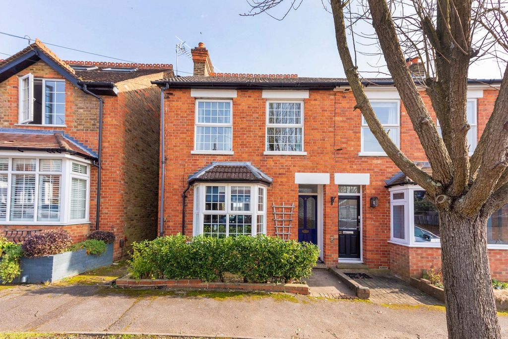 Property photo 1 of 16