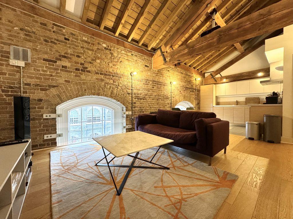 Property photo 1 of 16 Two Bedroom Flat To Rent