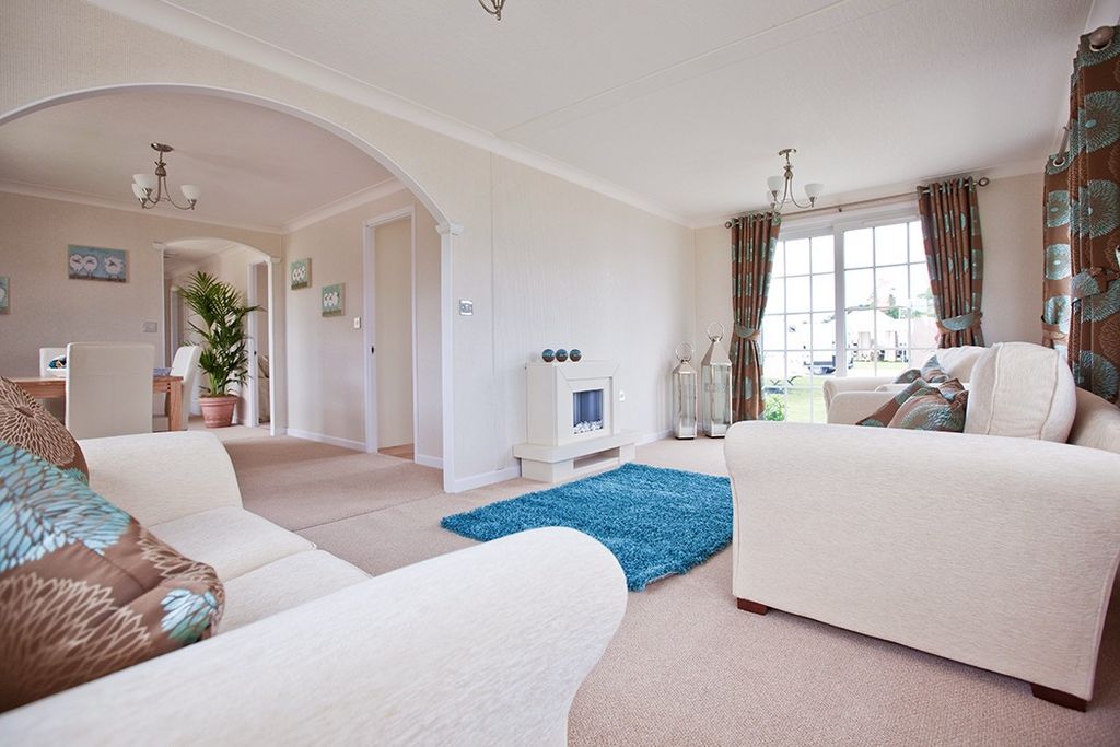 Property photo 3 of 7 3769603