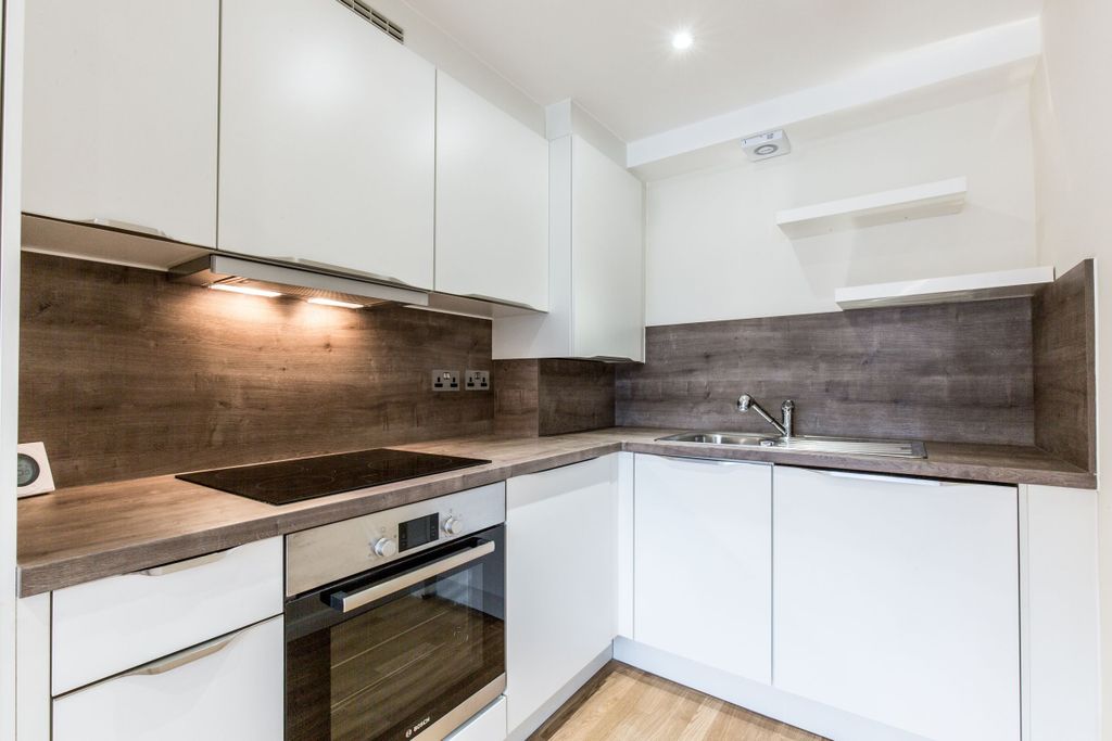 Property photo 1 of 13 Kitchen