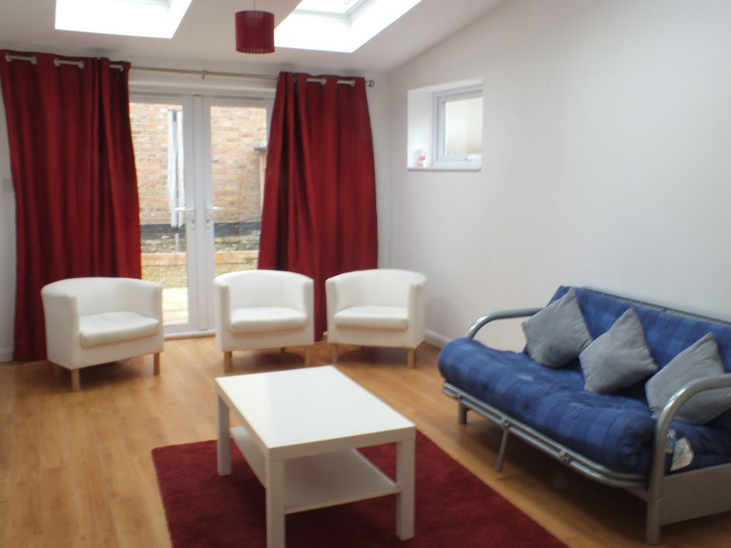 Property photo 2 of 4