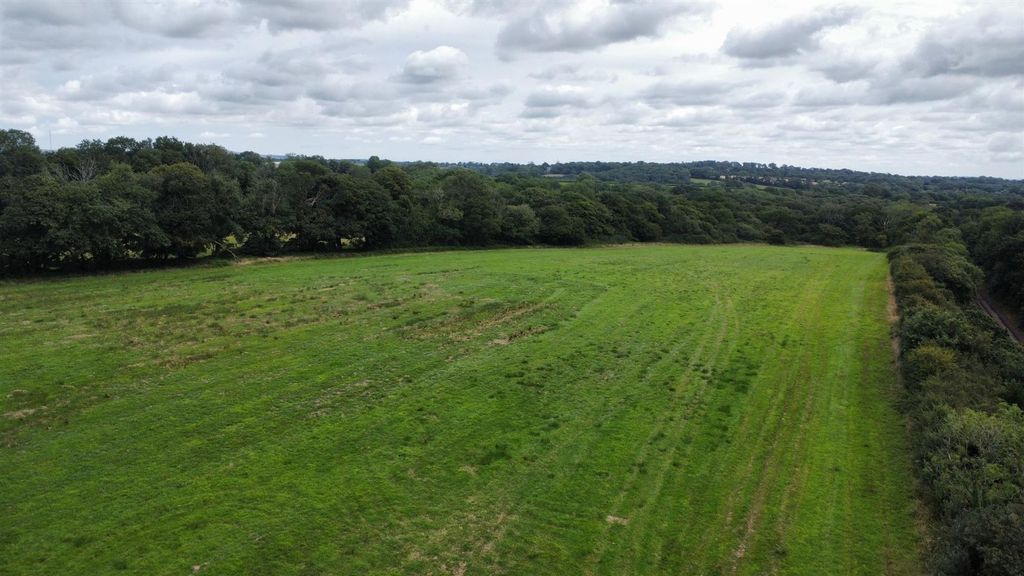 Property photo 3 of 6 Dji_Fly_20250716_120810_465_1752664097338_Photo_Optimized.Jpg