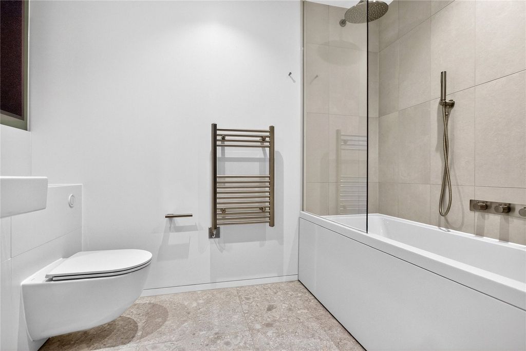 Property photo 3 of 15 Bathroom