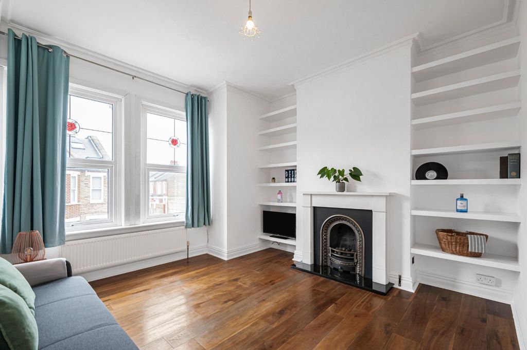 Property photo 2 of 14 Picture No. 06