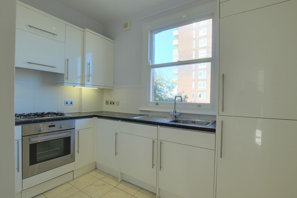 Property photo 3 of 7 3 Kitchen.Jpg