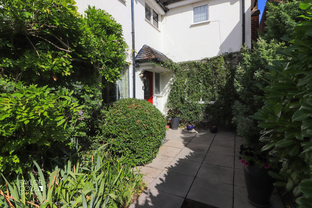 Property photo 2 of 33 3