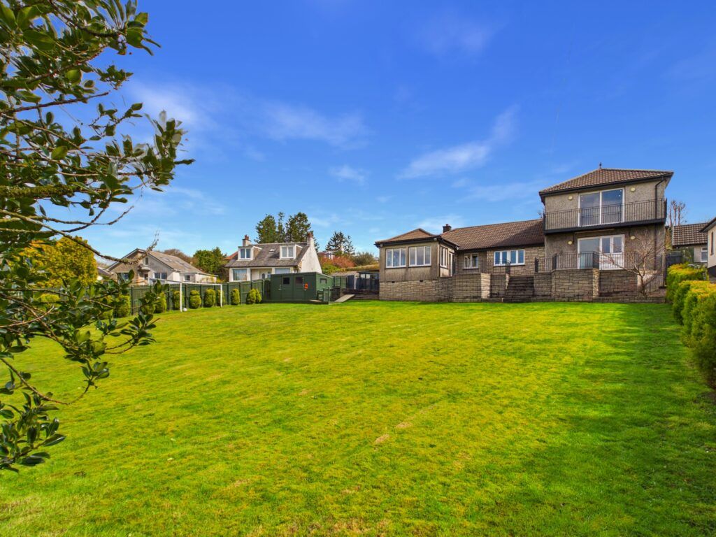 Property photo 2 of 55