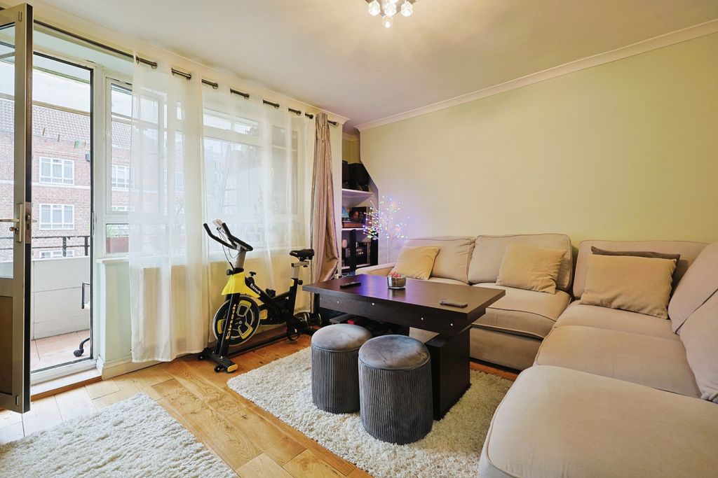 Property photo 2 of 15 Reception Room