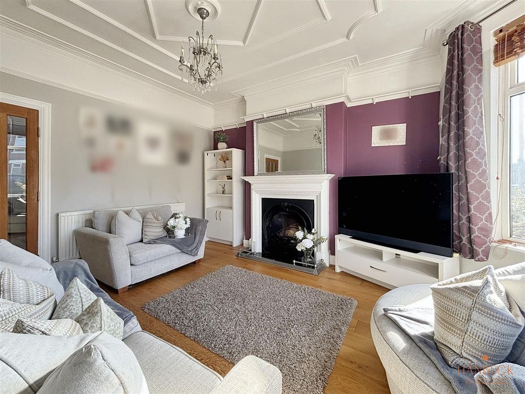 Property photo 3 of 24 Img_2536_Blurred.Jpg