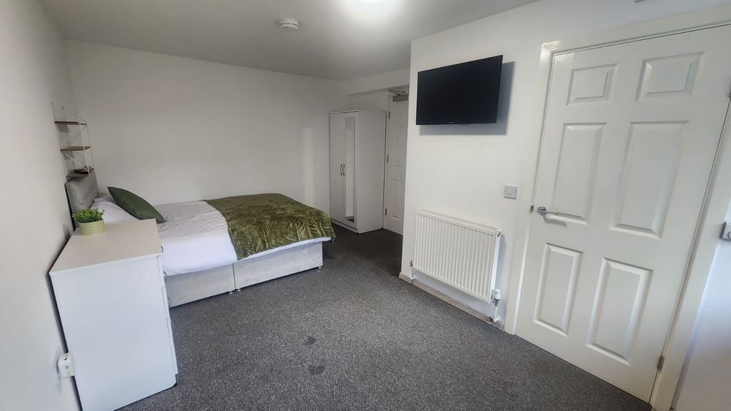 Property photo 2 of 17 R12 110 Risby