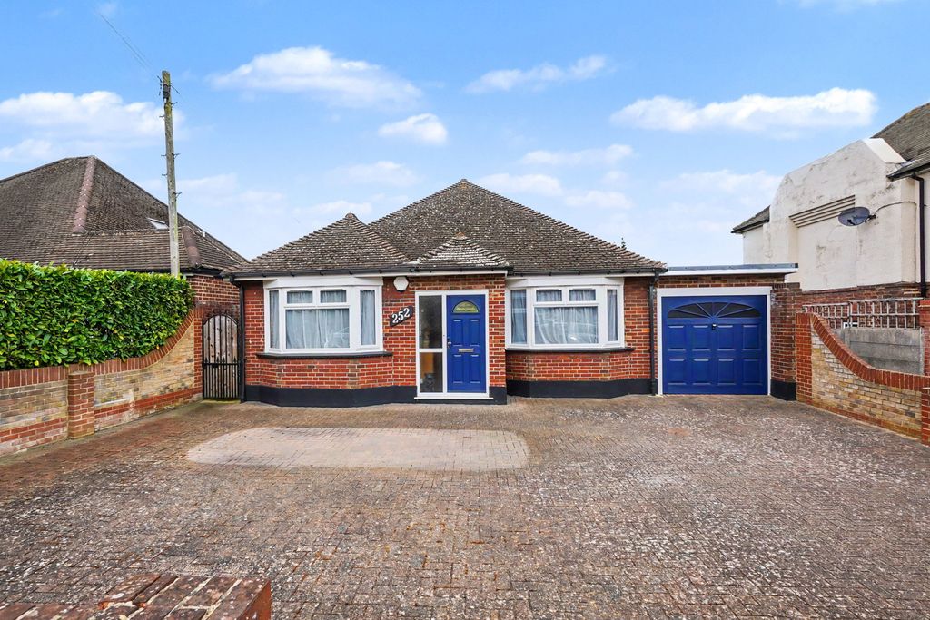 Property photo 1 of 68