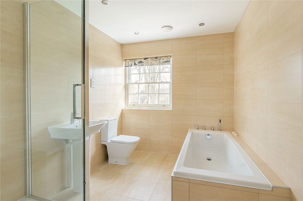 Additional image 15 of 6 bed detached house for saleTrinity Lane, Great Shelford, Cambridgeshire CB22