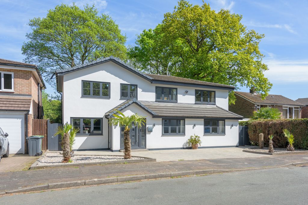 Property photo 1 of 39