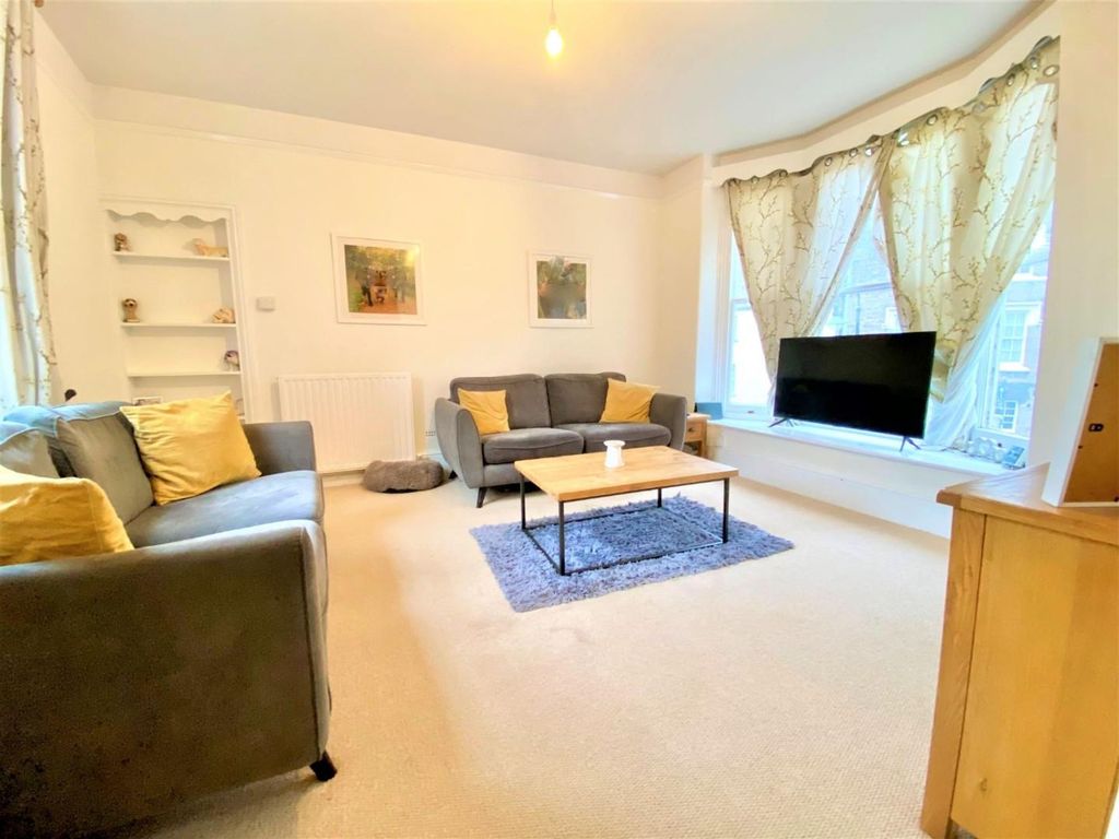 Property photo 3 of 12 Sitting/Dining Room