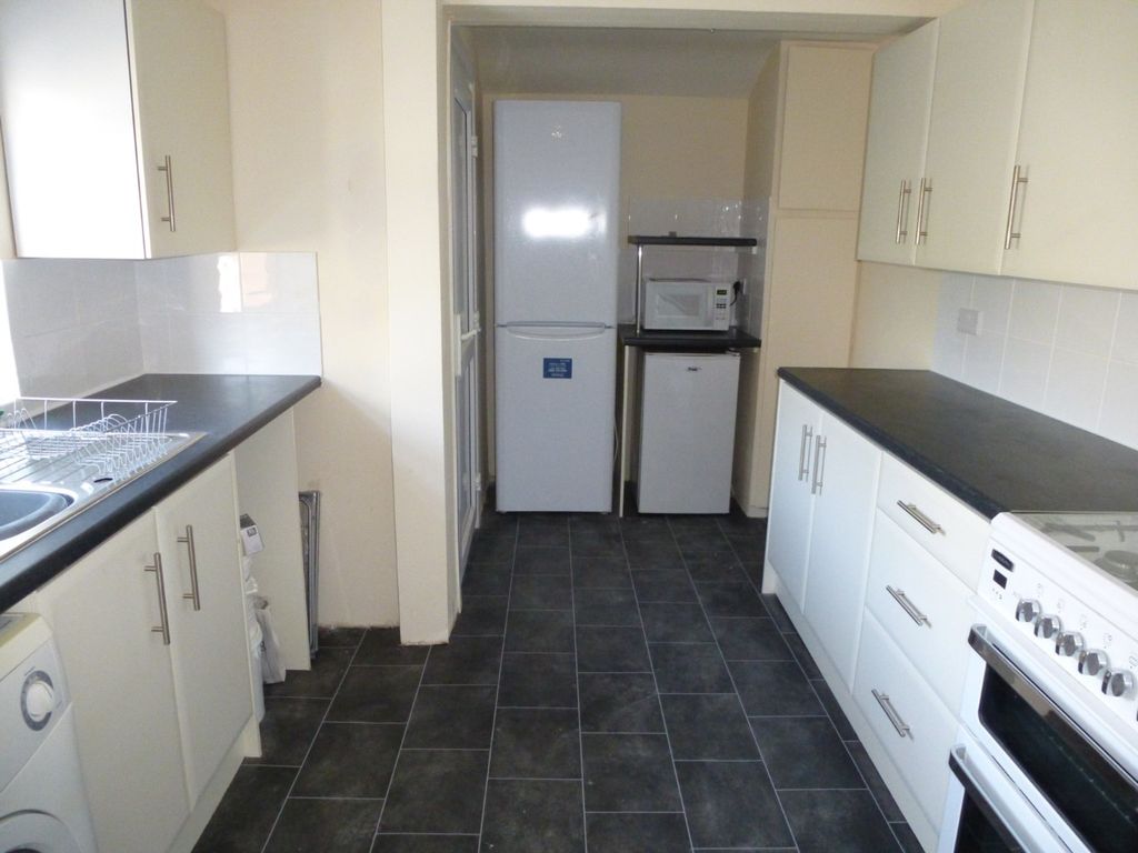 Property photo 3 of 4 4324752