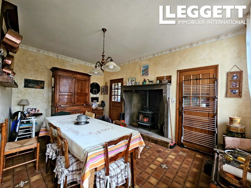 Property photo 3 of 10