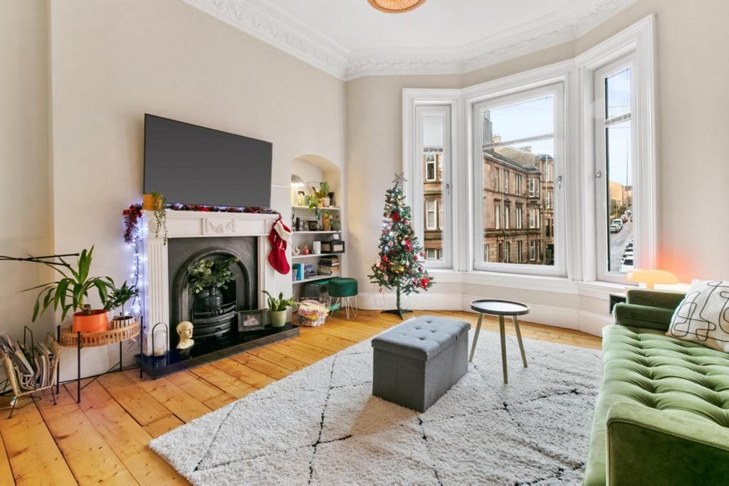 Property photo 2 of 31