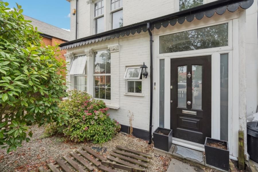 Property photo 1 of 11