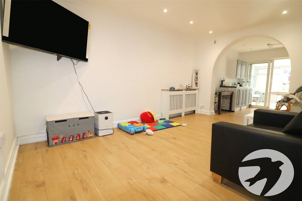 Property photo 3 of 14 Picture No. 36