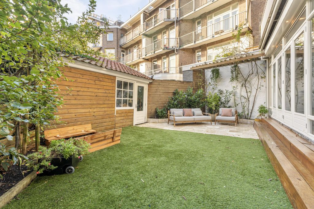 Property photo 2 of 37