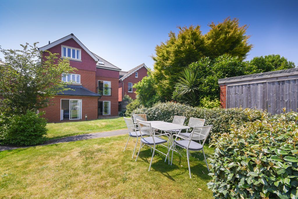 Property photo 3 of 9