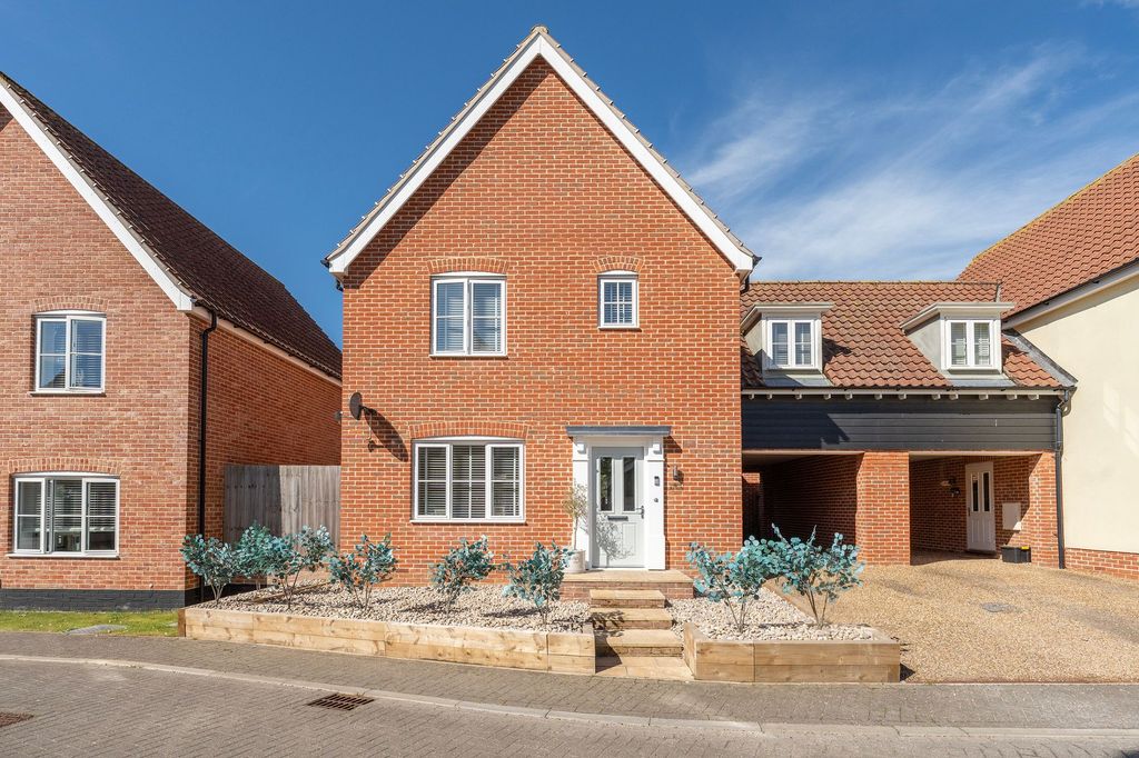 Property photo 1 of 23