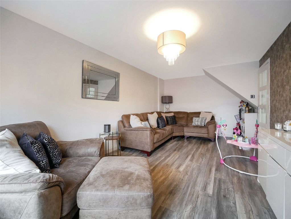 Property photo 2 of 21 Picture No. 10