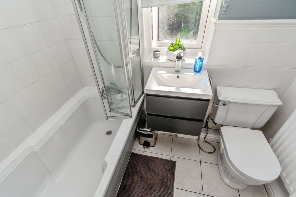 Property photo 3 of 16 Pbox-Img.Jpg