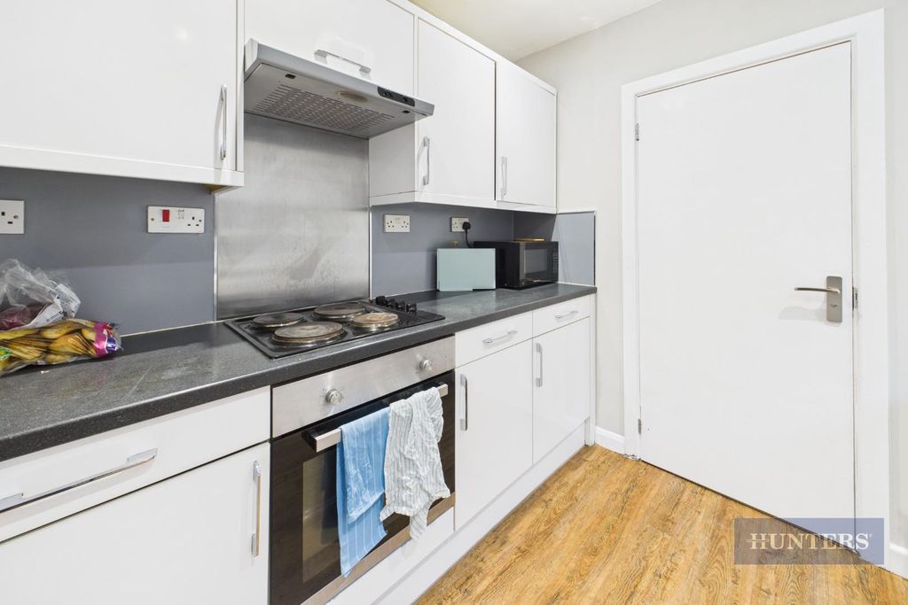 Property photo 3 of 9 Cam05152G0-Pr0334-Still003.Jpg