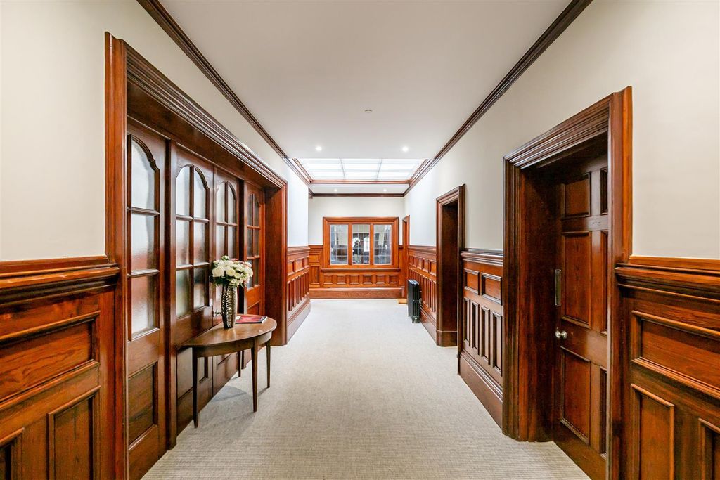 Property photo 3 of 11 l68Un2Xumu6Byye8K5Wx2A.Jpg