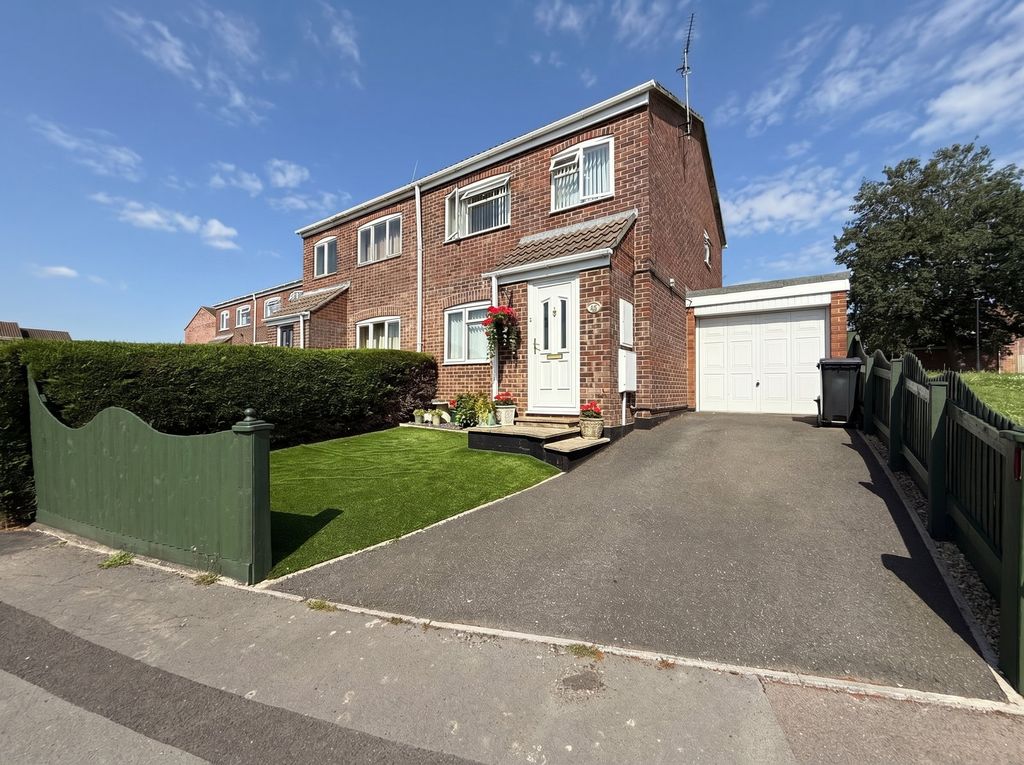 Property photo 1 of 24