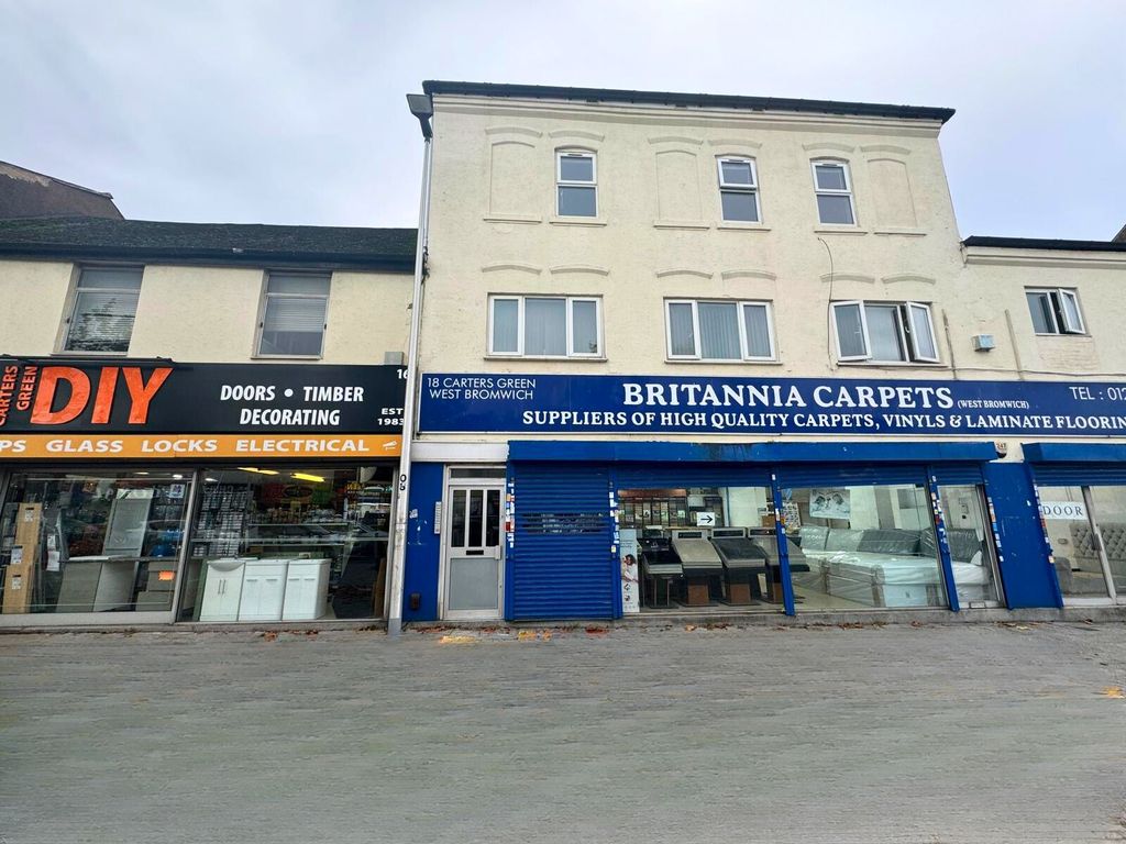 Property photo 1 of 12