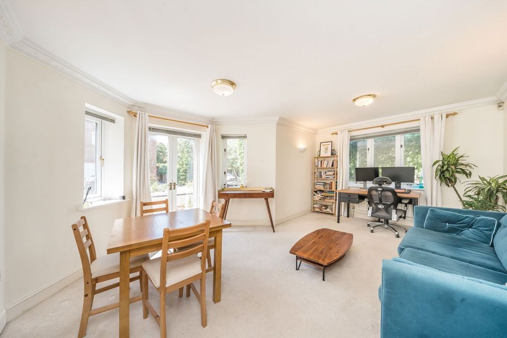 Property photo 2 of 4
