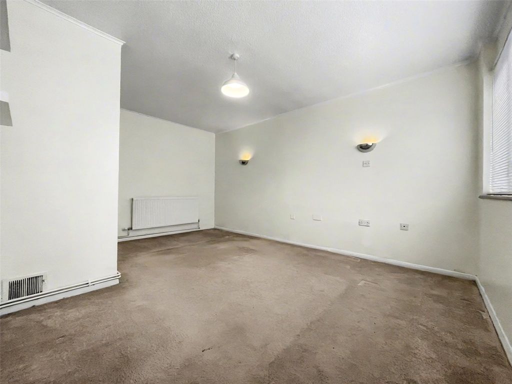 Property photo 3 of 11 Picture No. 07