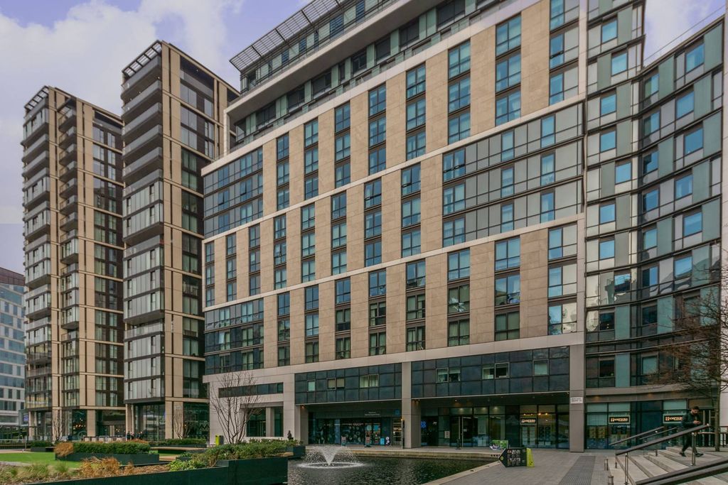 Property photo 2 of 9