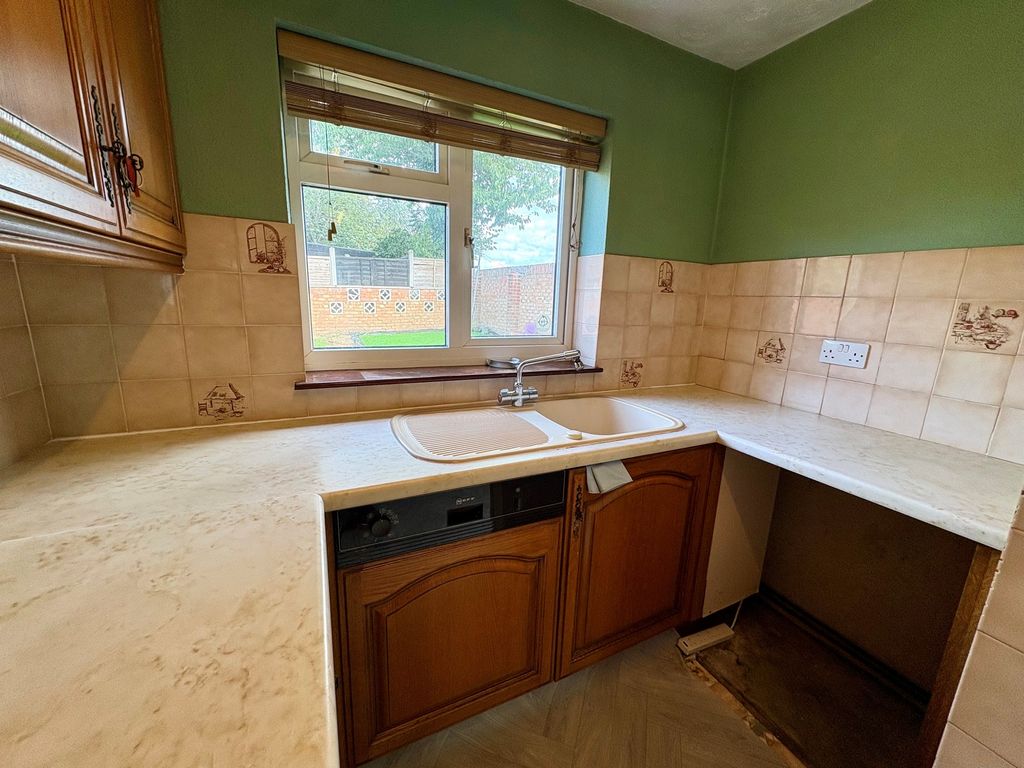 Property photo 3 of 13