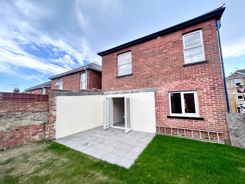 Property photo 1 of 12 Photo 20