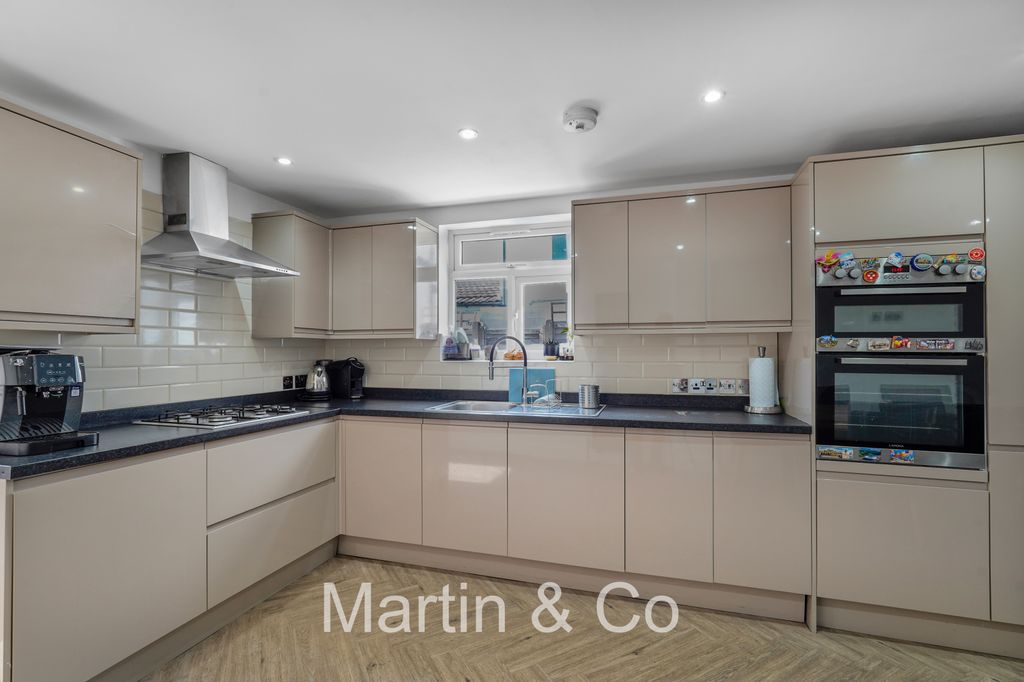 Property photo 1 of 16 _Dsc1018