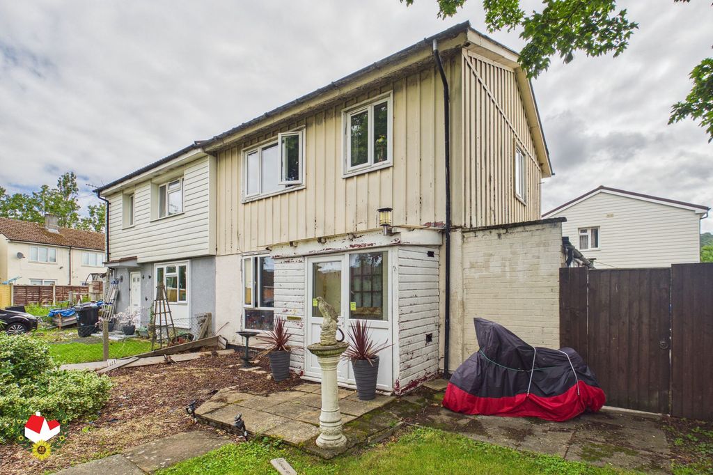 Property photo 2 of 13
