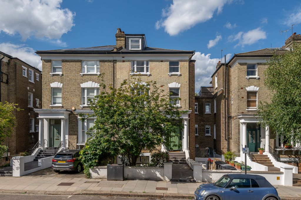 Property photo 1 of 16 1