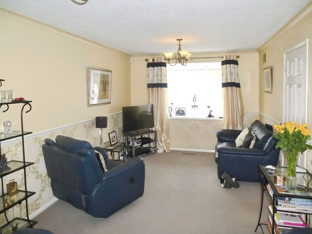 Property photo 3 of 5