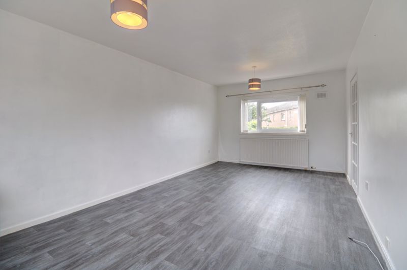 Property photo 2 of 13 Photo 12