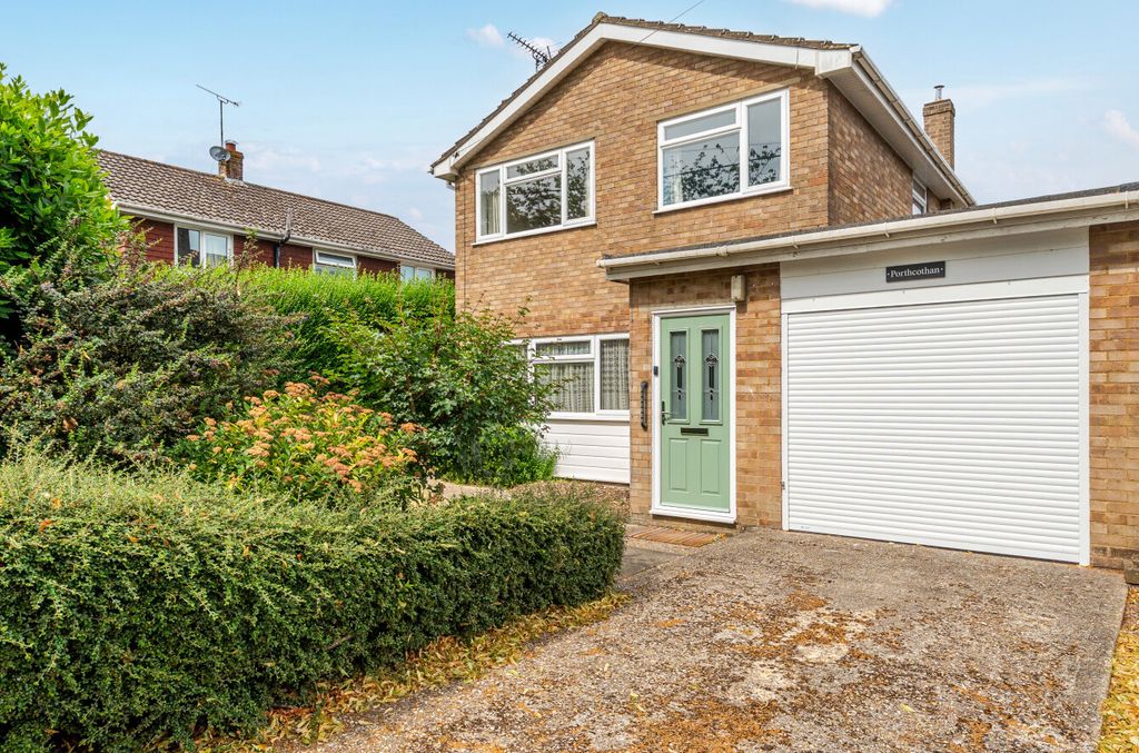 Property photo 1 of 14 1315450-2-685c089...
