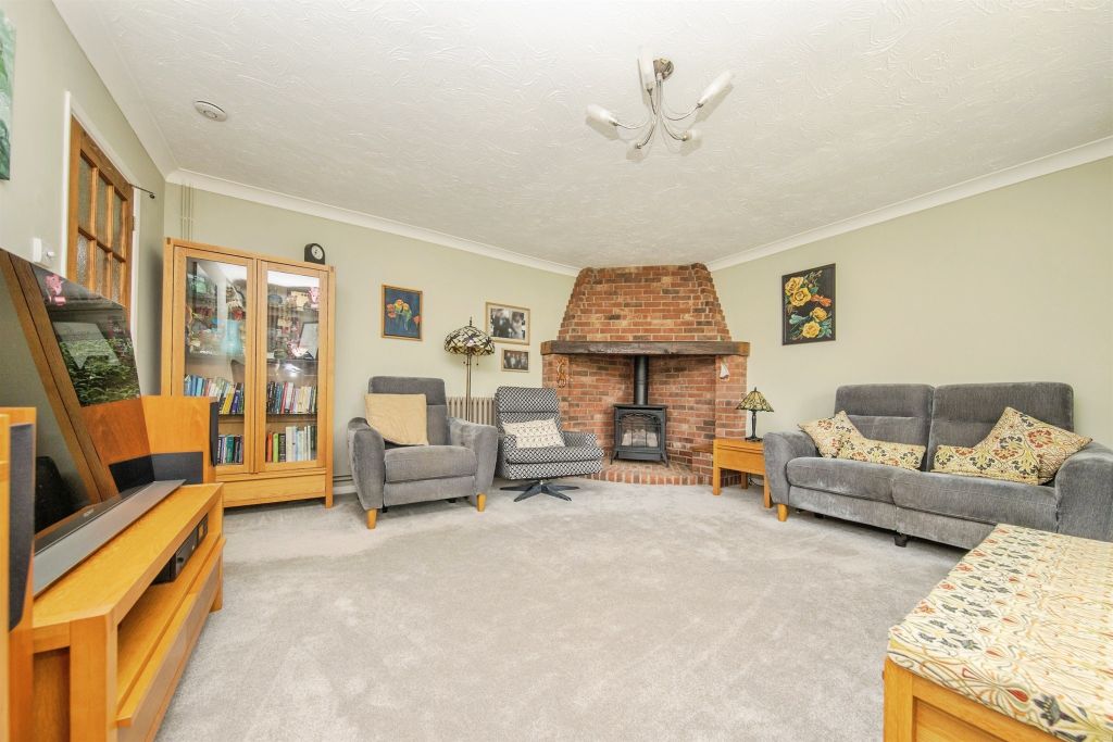 Property photo 2 of 24