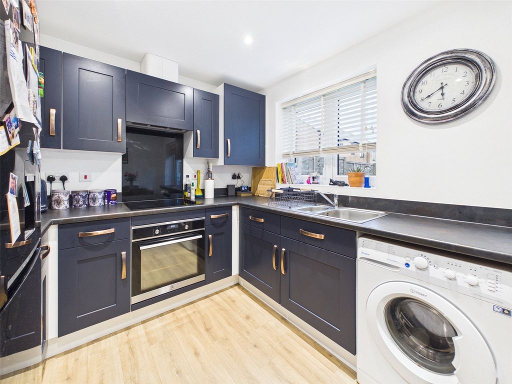 Property photo 3 of 16 Picture No. 04