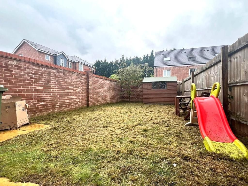 Additional image 13 of 4 bed end terrace house for saleFauna Field, Dunstable, Bedfordshire LU5