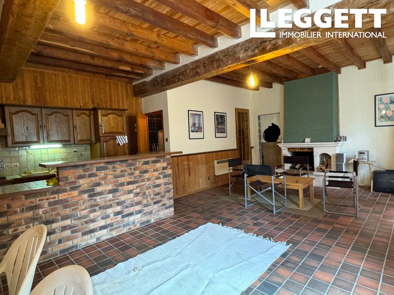 Property photo 2 of 10