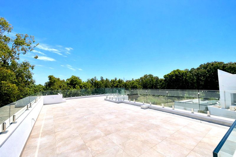 Property photo 2 of 38